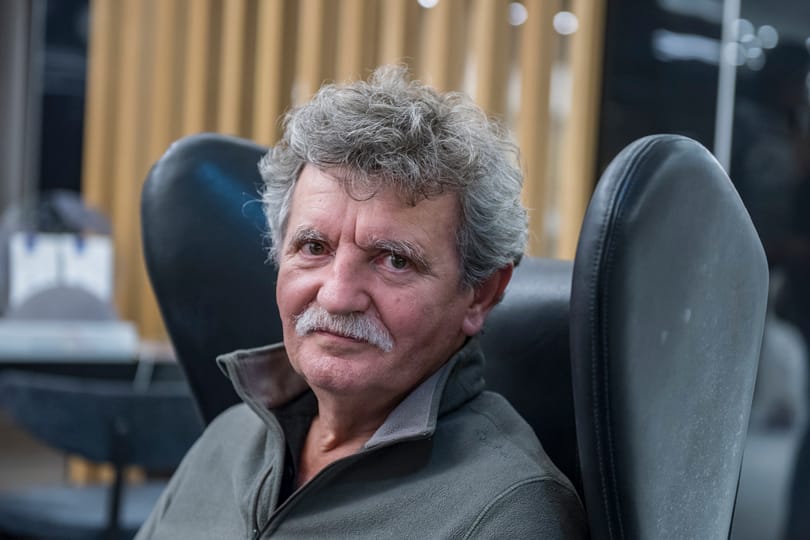 Ha agyonverik is, jövőre elkészíti a magyar tudós a Parkinson- és az Alzheimer-kór ellenszerét