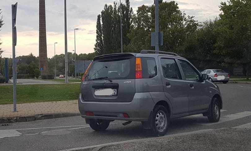 A nap fotója: Szemben a budapesti körforgalomban