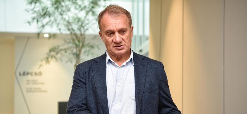 Vádat emeltek Varju László ellen
