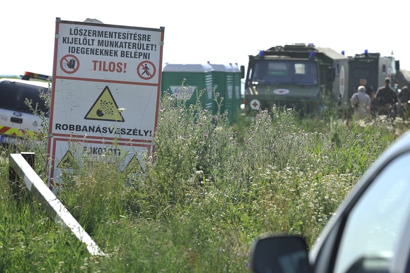 TNT robbant a Hortobágyon