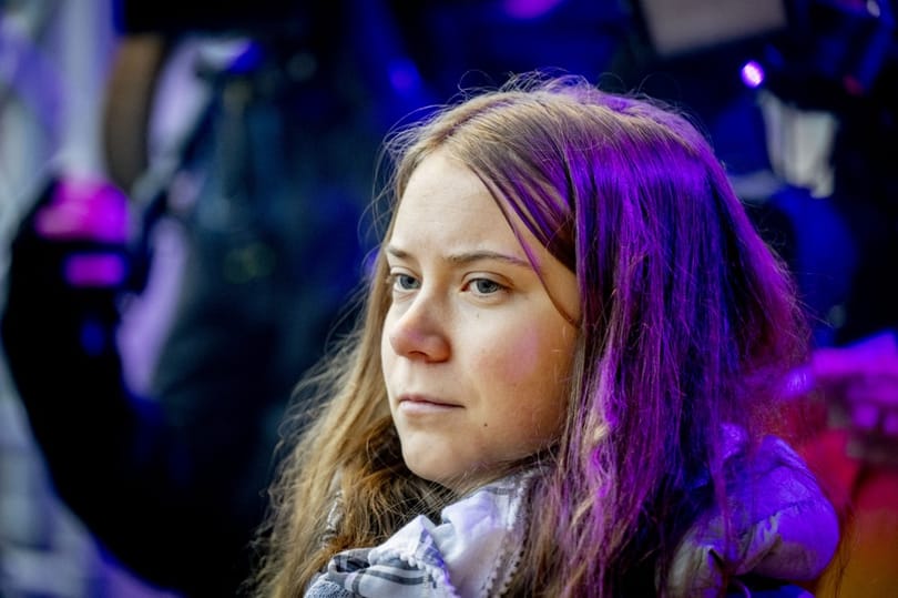 Izrael a Hamász horrorjával szembesíti a Gázai-övezetbe behajózni próbáló „celebeket”, köztük Greta Thunberget