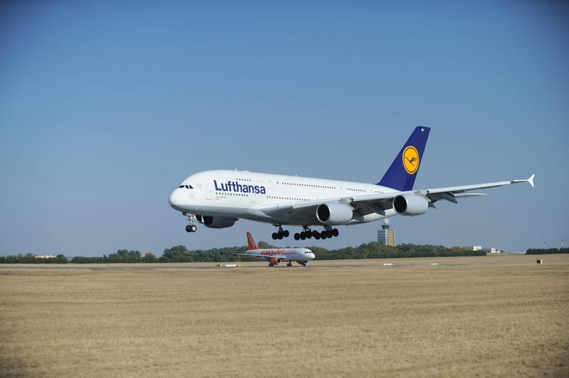 Óriásrepülő jött Budapestre, délben landolt a Superjumbo