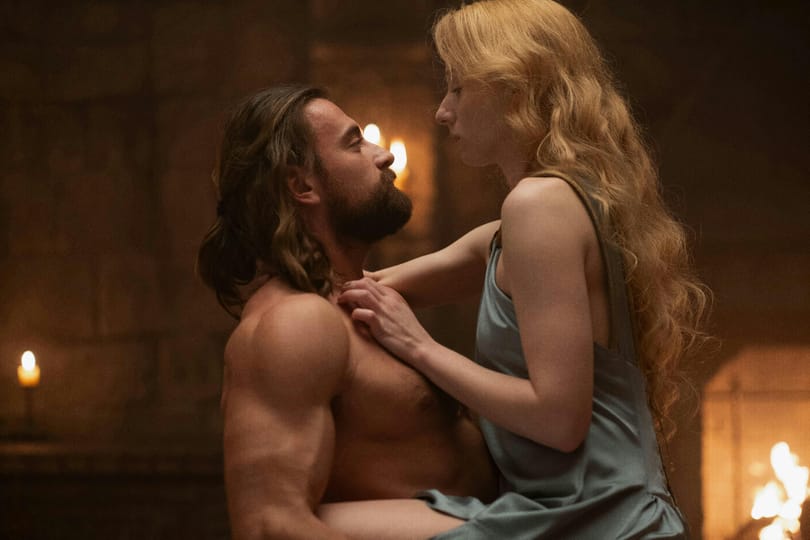 Milliós bírságot kapott a TV2 a Hunyadi szexjelenetei miatt