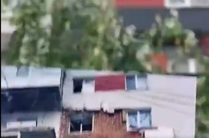 Látványos videón, hogyan épülnek újjá a harcokban lerombolt épületek Ukrajnában