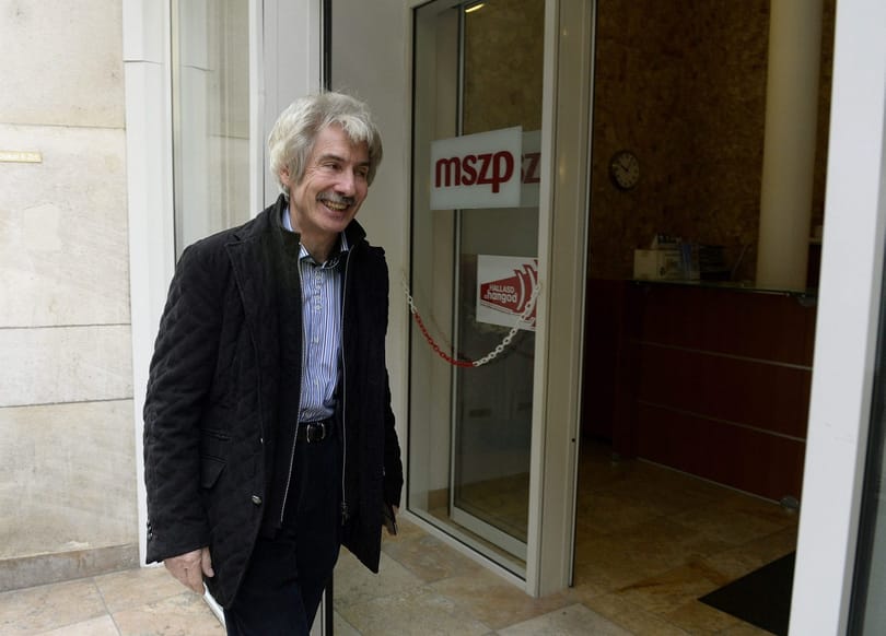 Korrupció miatt gyanúsítottként hallgatta ki a nyomozó főügyészség Baja Ferenc volt minisztert