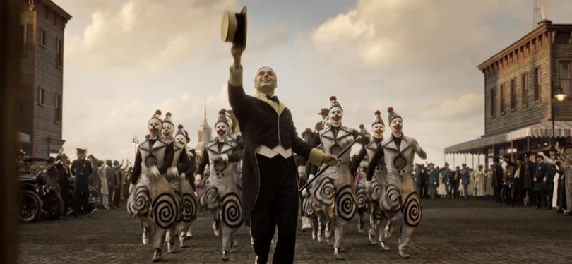 Egyszer csak autót küldtek értem, hogy akkor elvisznek Tim Burton házához