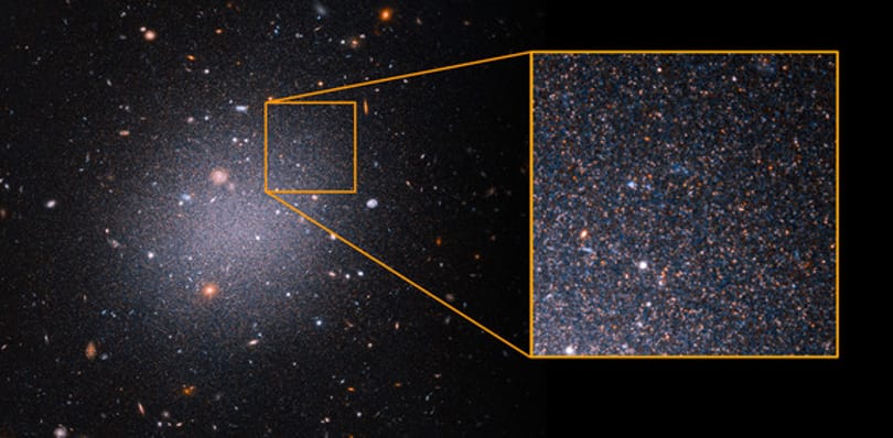 Olyan furcsa galaxist talált a Hubble, hogy a tudósok sem értik, mi történhet odaát