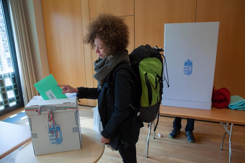 Ma délutánig kell eldönteni, hol akar szavazni vasárnap