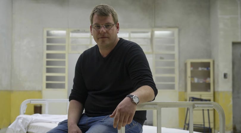 Eredetileg az SZFE-re tervezte, most a Jurányiban valósítja meg a kétéves színészképzőjét Bodó Viktor