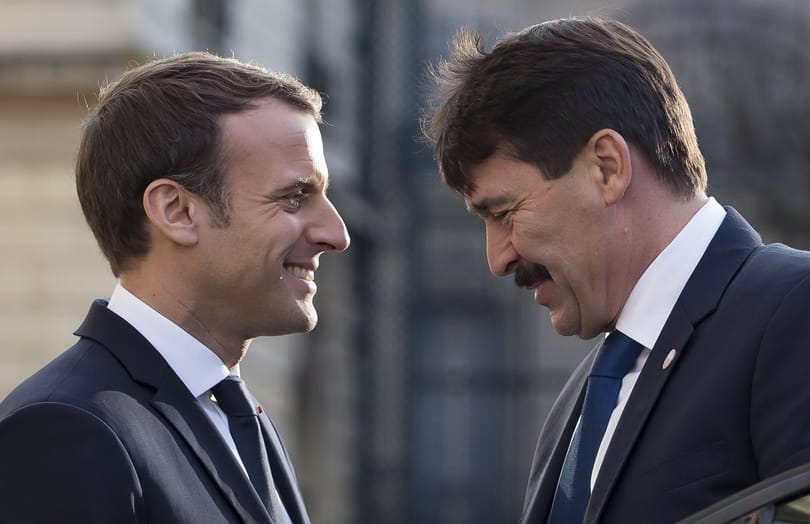 Fotók: Áder Macronnal pózolt Párizsban