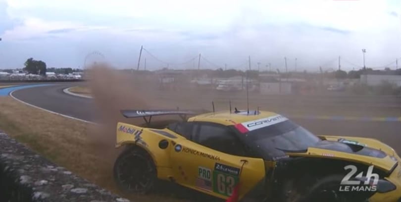 Videó: Corvette-zúzás a Le Mans-i 24 órás időmérőjén