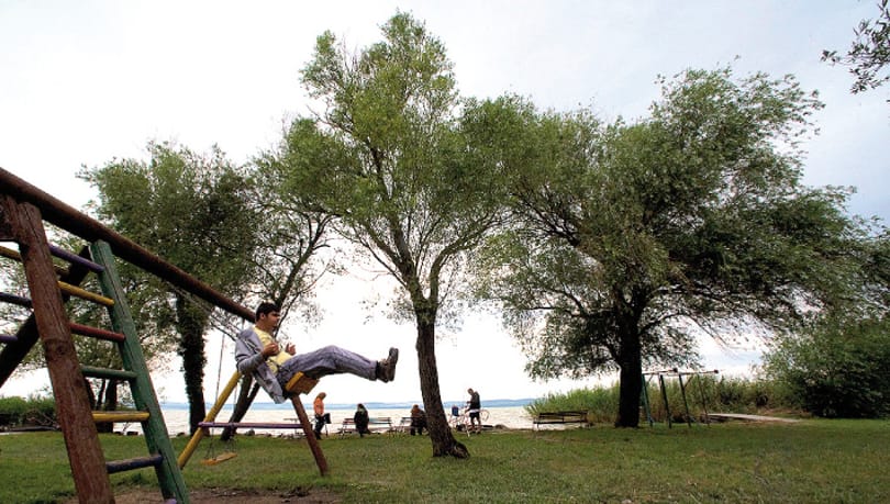 Így visz Mészáros és Tiborcz mindent a Balatonnál
