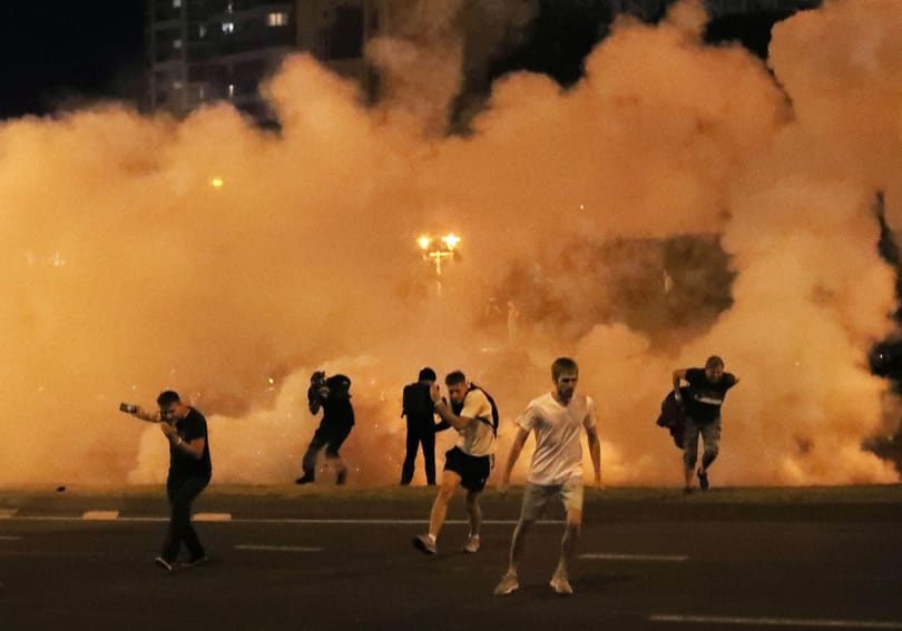 Moszkva szerint túl durva volt, ahogy a fehérorosz rendőrök elbántak az orosz újságírókkal