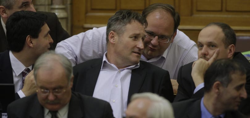 Papcsák vezetésével vizsgálják a devizaeladósodás okait