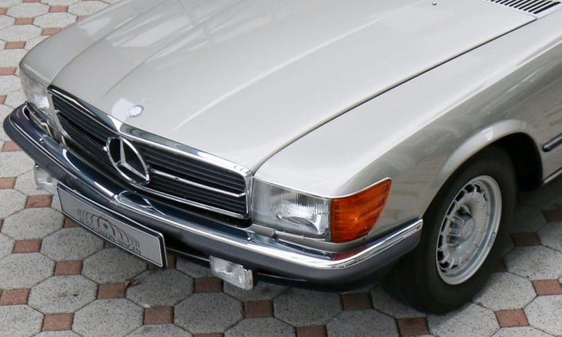 Bobby Ewing is csettintene ennek az eladó Mercedes 500 SL-nek a láttán