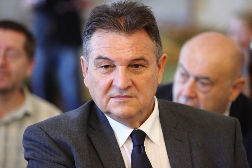 Jogerős letöltendő az M7-esen balesetet okozó horvát politikusnak
