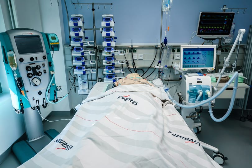 Magyarország lélegeztetőgépeket adott a Kirgiz Köztársaságnak