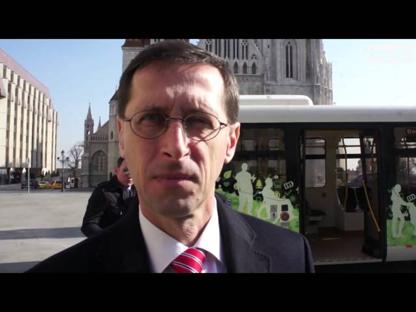 Videó: Varga Mihály inkább nem válaszolt arra, hogy korrupt-e a NAV