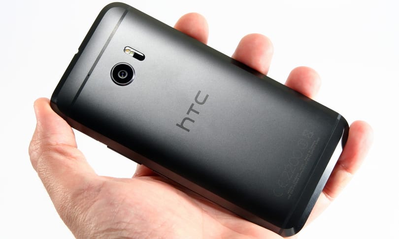 Van olcsóbb és csúcsgép is: ezekkel a telefonokkal készül a HTC