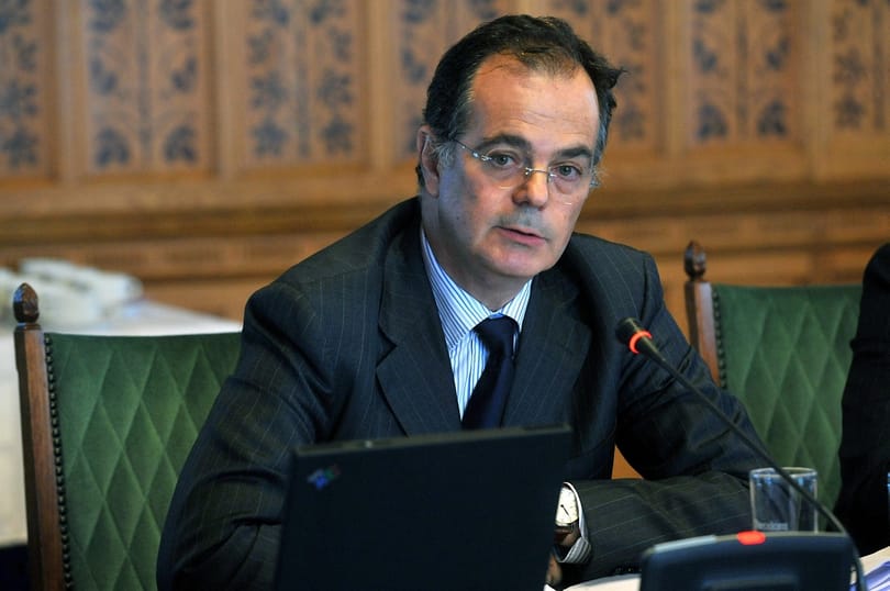 Az MNB 320 forintos euróig nem emelne kamatot az elemzők szerint
