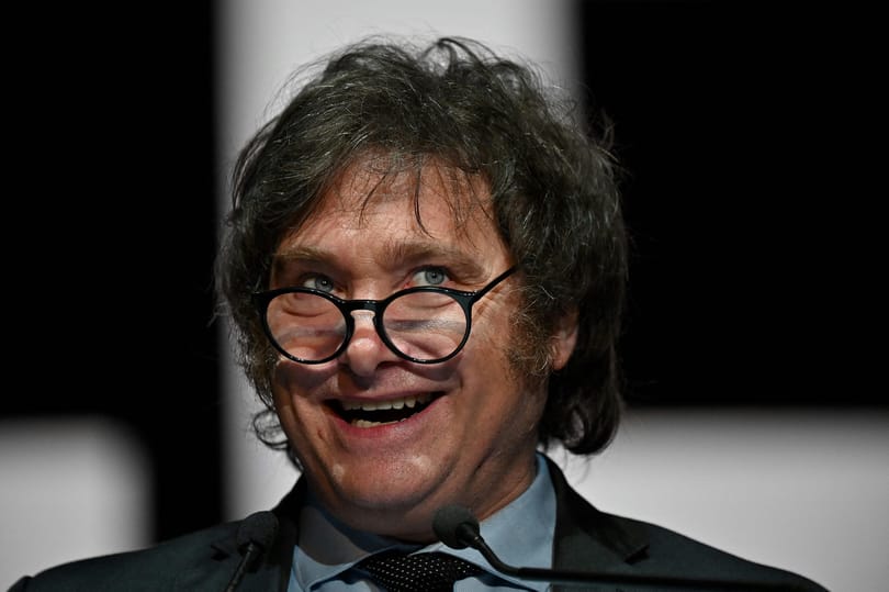 Javier Milei, az anarchokapitalista rockzenész, akiből argentin elnök lett