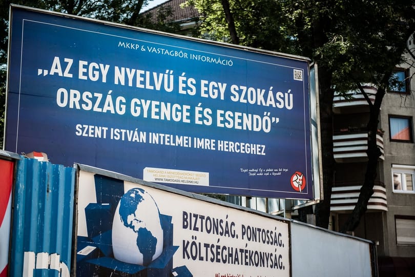 Mit mondott Szent István a jövevények befogadásáról?