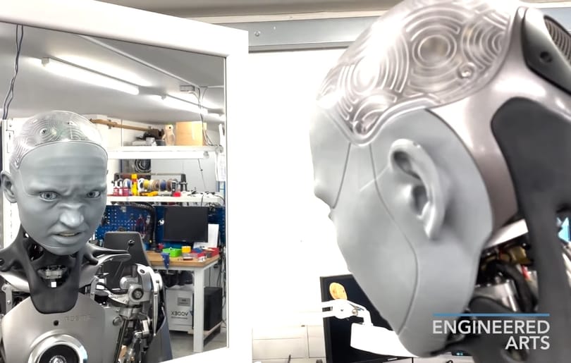 Csak még ijesztőbb lett a már eleve félelmetes humanoid robot, az Ameca – videó