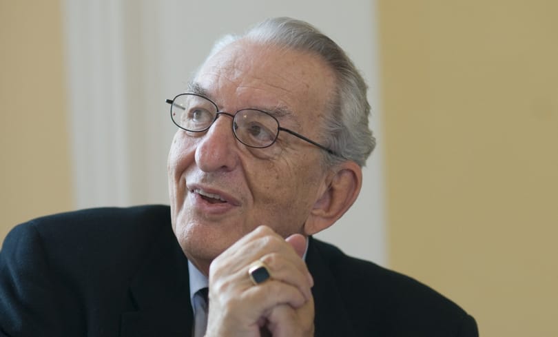 Elhunyt Oláh György Nobel-díjas kémikus