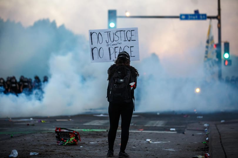 Jeffrey Sommers: Amerikai egyesült rendőrállamok