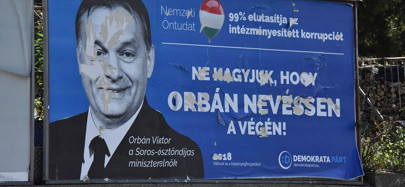 Se indoklás, se vita: plakáttörvény-ügyben így dobták a kukába a kormány mulasztását pótló ellenzéki javaslatot