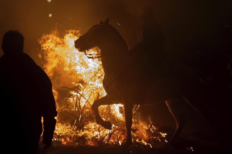 Bátor lovak és őrült lovasok Spanyolország legvagányabb hagyományában