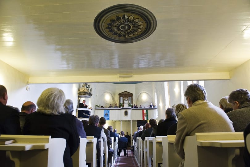 Majdnem százmillióból újult meg a vajai református templom