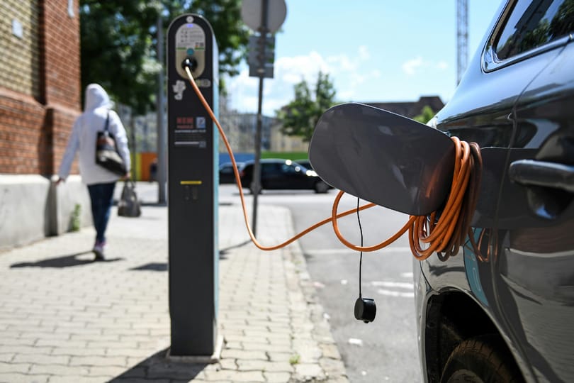 Jávor Benedek: Megmentik-e az elektromos autók a klímát?