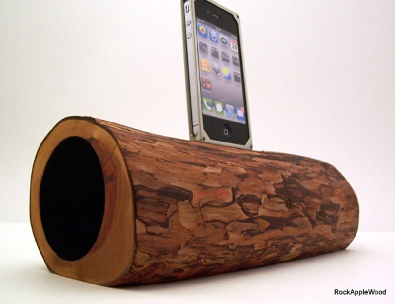 Látott már ilyet? Fából készült iPod-/iPad-/iPhone-dokkolók