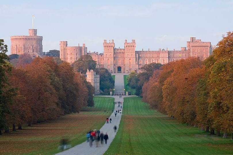 Így mutat karácsonyi pompában a Windsor-kastély