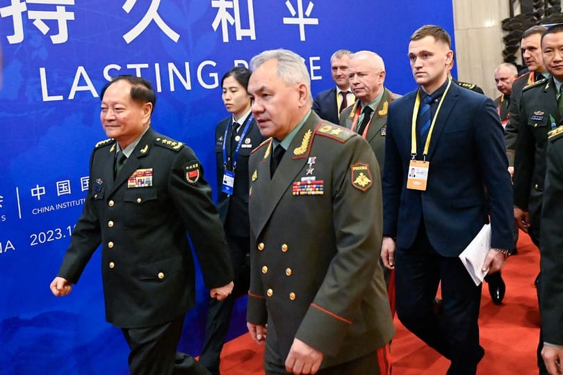 Pekingi biztonságpolitikai fórum: “készen állunk a kapcsolatok fejlesztésére az USA-val”