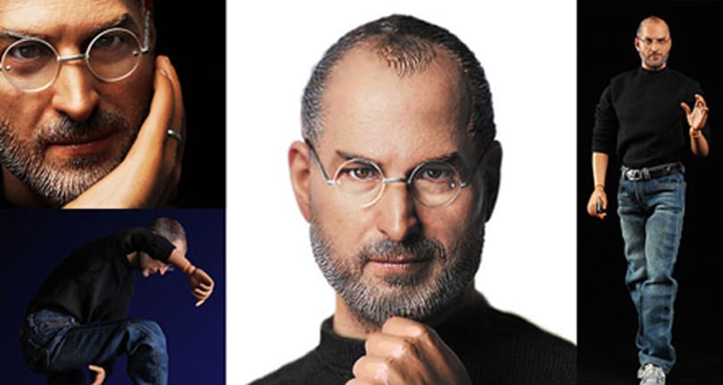 Itt az elképesztően élethű Steve Jobs baba