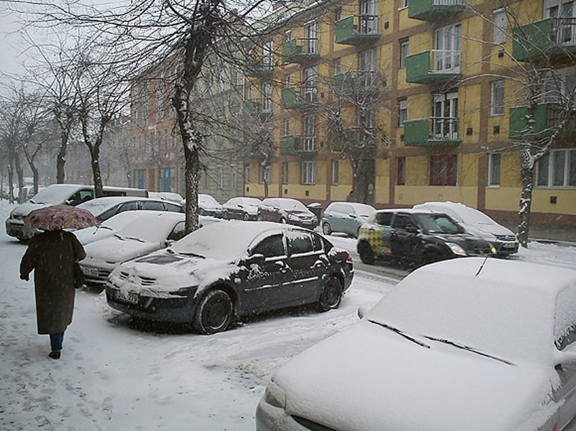 Hogyan parkoljon hóban?
