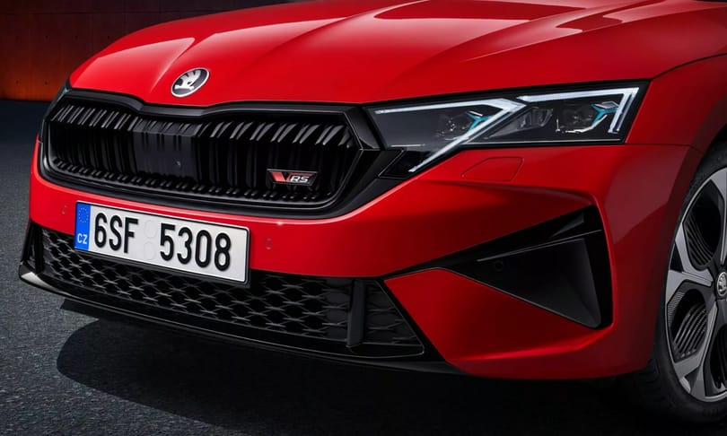 265 lóerővel, de már dízel nélkül debütált az új Skoda Octavia RS