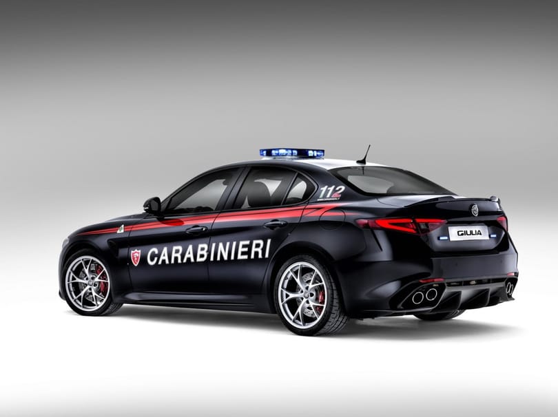 Alfa Romeo Giulia Carabinieri Quadrifoglio, lehet-e szebb neve egy rendőrautónak?