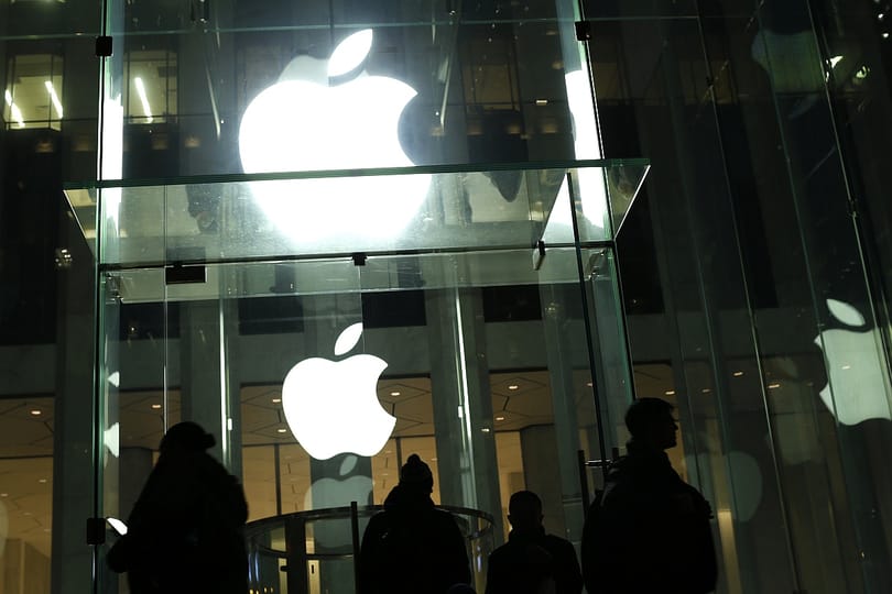 Működik az Apple receptje: 1%-kal több iPhone-t adtak el, 20%-kal több pénzt kerestek vele