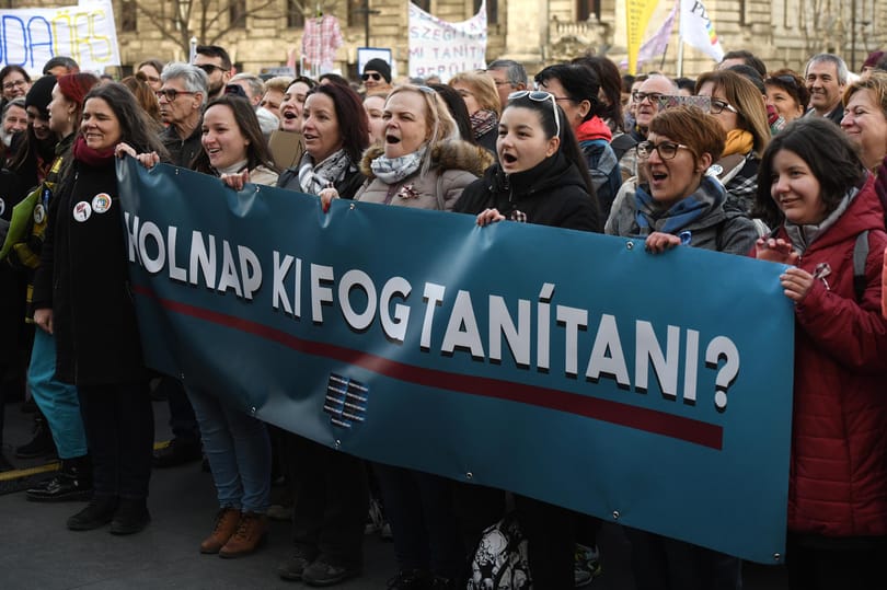 PDSZ: Tíz év múlva a tanárok fele eltűnhet a rendszerből – az iskola már gyerekmegőrzésre sem lesz alkalmas