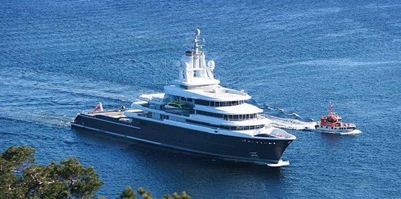 Elkészült Abramovics milliárdos luxus jachtja