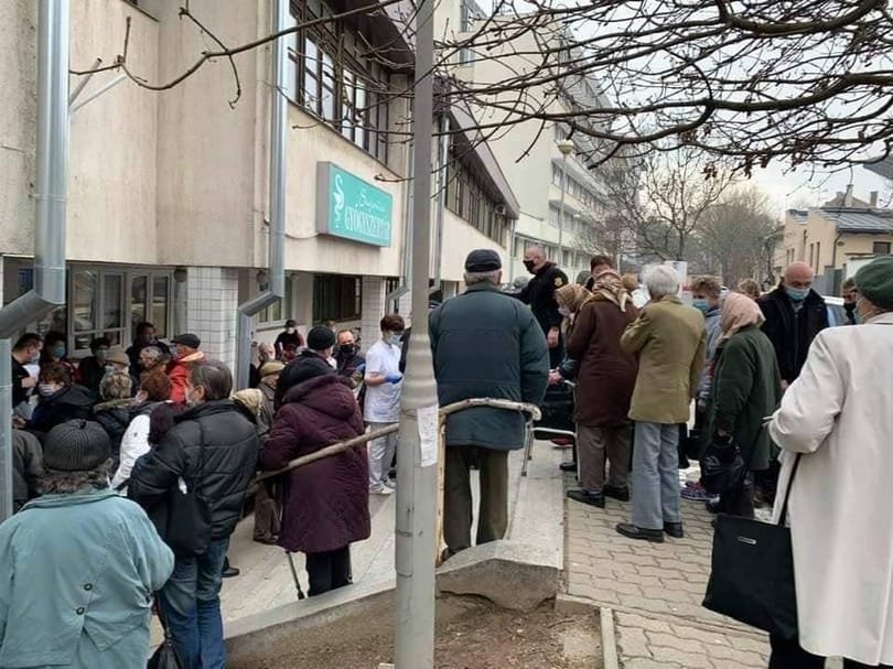 Melyik híradót nézi? Ettől függ a véleménye a kínai vakcináról