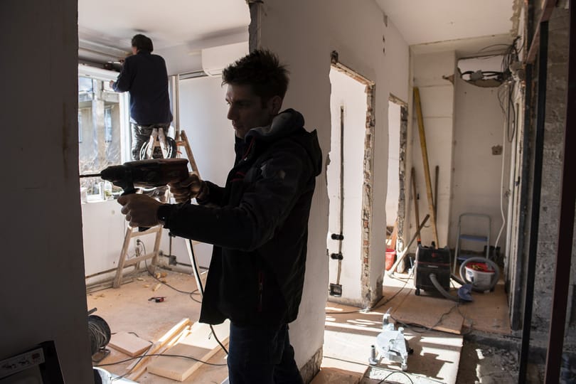 Lassan az IKEA sem tudja tartani az árait, a mesterek nem is akarják – elképesztő drágulás a lakásberendezésnél