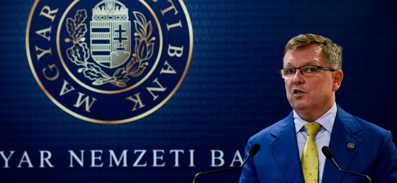 Egyszerre 20 festményt vesz a Magyar Nemzeti Bank