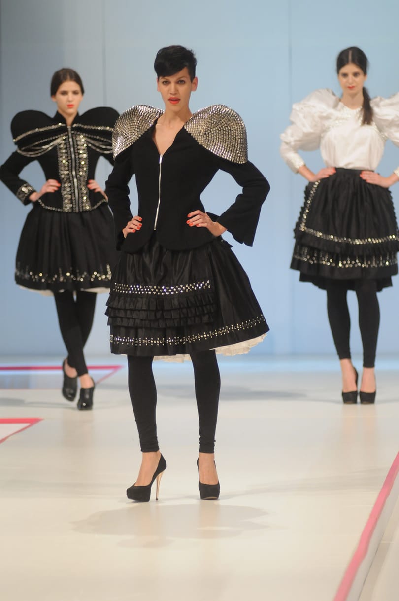 Zsindely, Csodaszarvas, Buso Vibe - Divatshow magyar motívumokkal