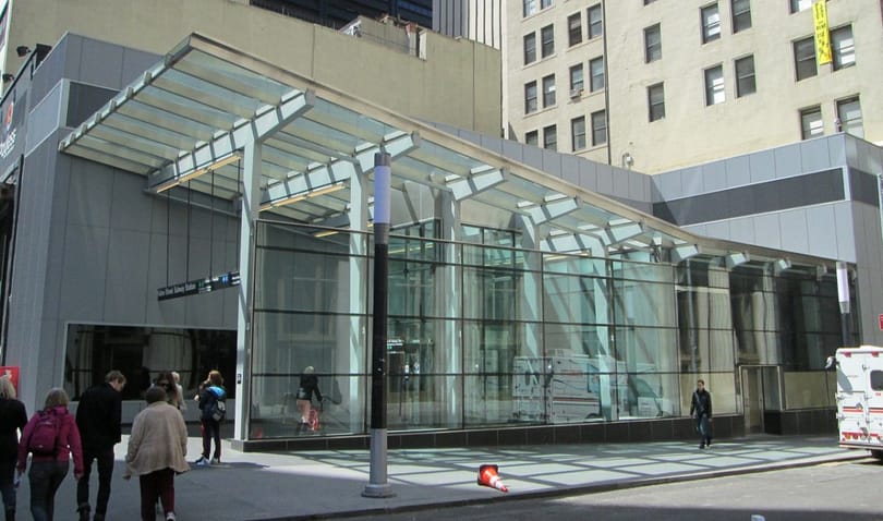 Beindult az élet az új gigantikus metrócsomópontban New Yorkban – fotó