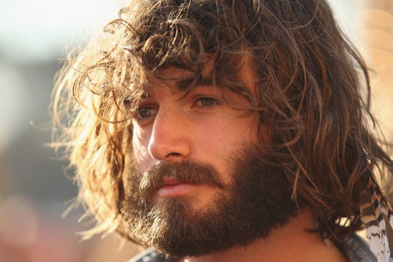 Zene összebújáshoz: Angus Stone - Broken Brights (videó)