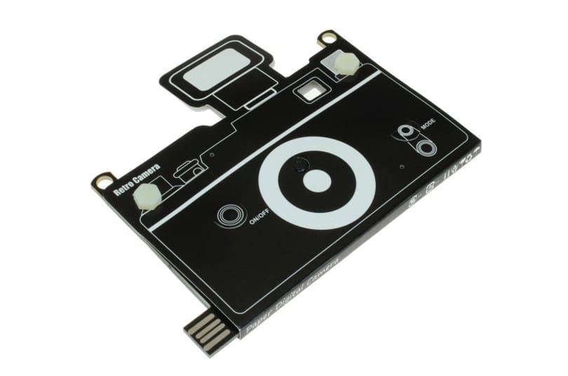 Nem elírás: itt a 6 mm vastag fényképezőgép